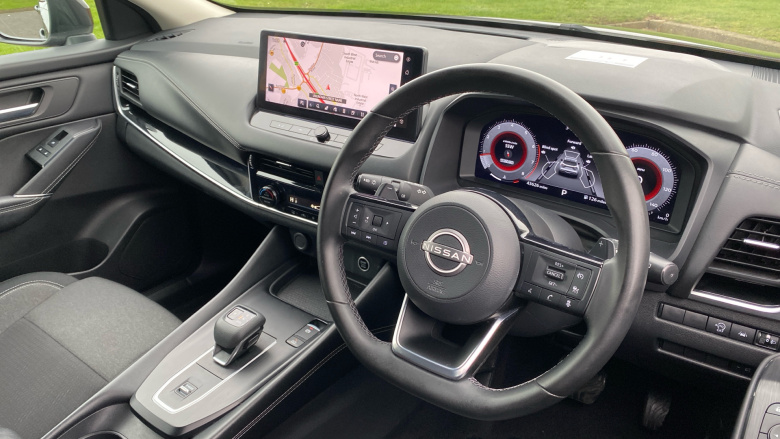 Nissan Qashqai 1.3 DiG-T MH 158 N-Connecta 5dr Xtronic Petrol Hatchback